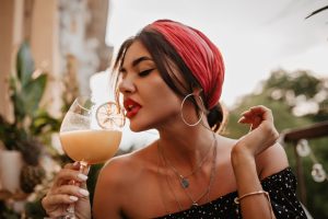 attractive-brunette-haired-girl-with-pink-headband-round-silver-earrings-bright-bandana-black-shirt-drinking-cocktail-1-300x200 attractive-brunette-haired-girl-with-pink-headband-round-silver-earrings-bright-bandana-black-shirt-drinking-cocktail (1)