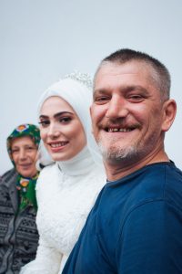 Turk dugununde gelin ve misafirler