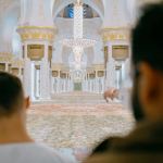 Cami ici ve namaz kılma