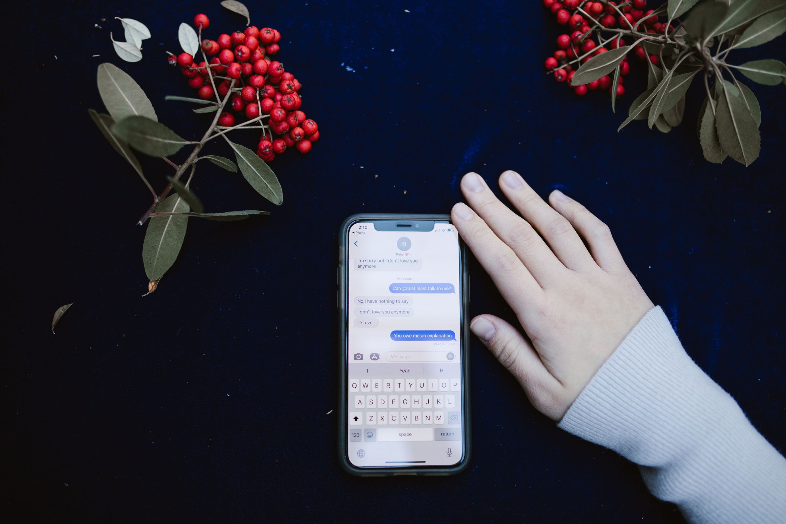Kare kod okuyan telefon ekranı